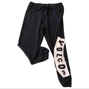 Volcom woman’s joggers (black size M)